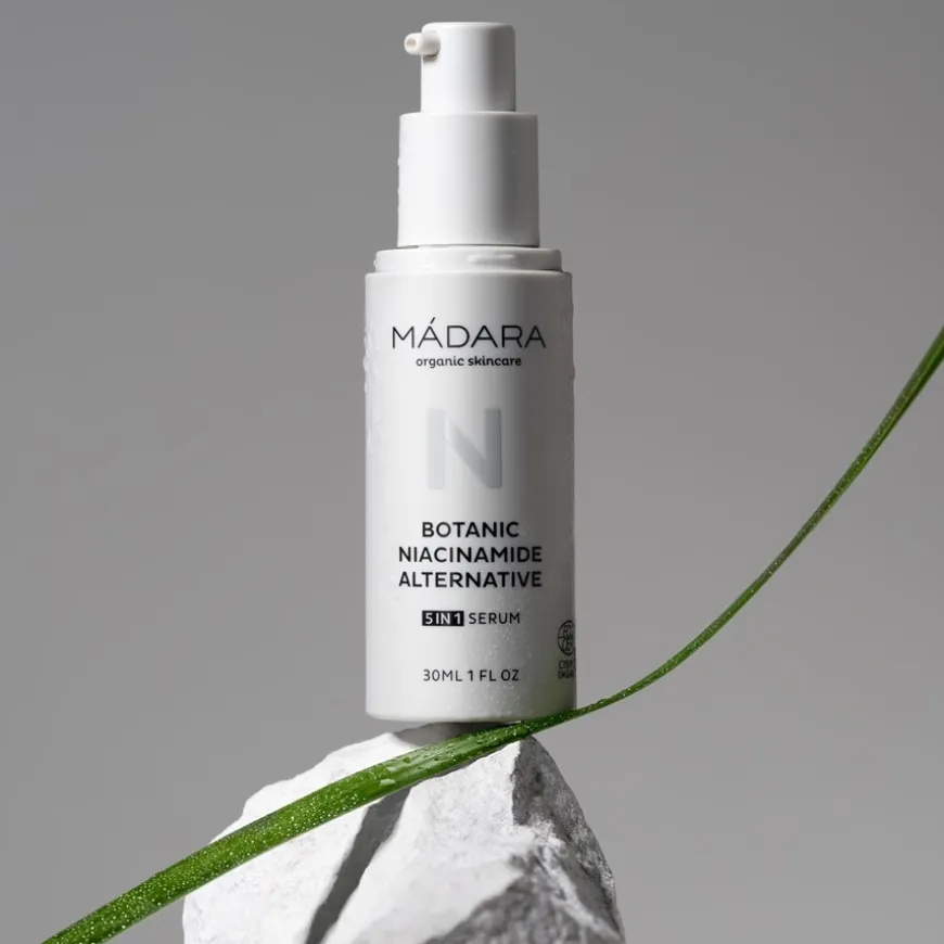 Botanic Niacinamide - Alternative 5-in-1 Serum