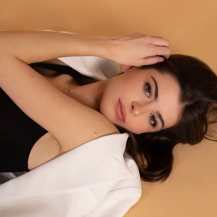 Bronze Goddess Highlighting Powder Gelee