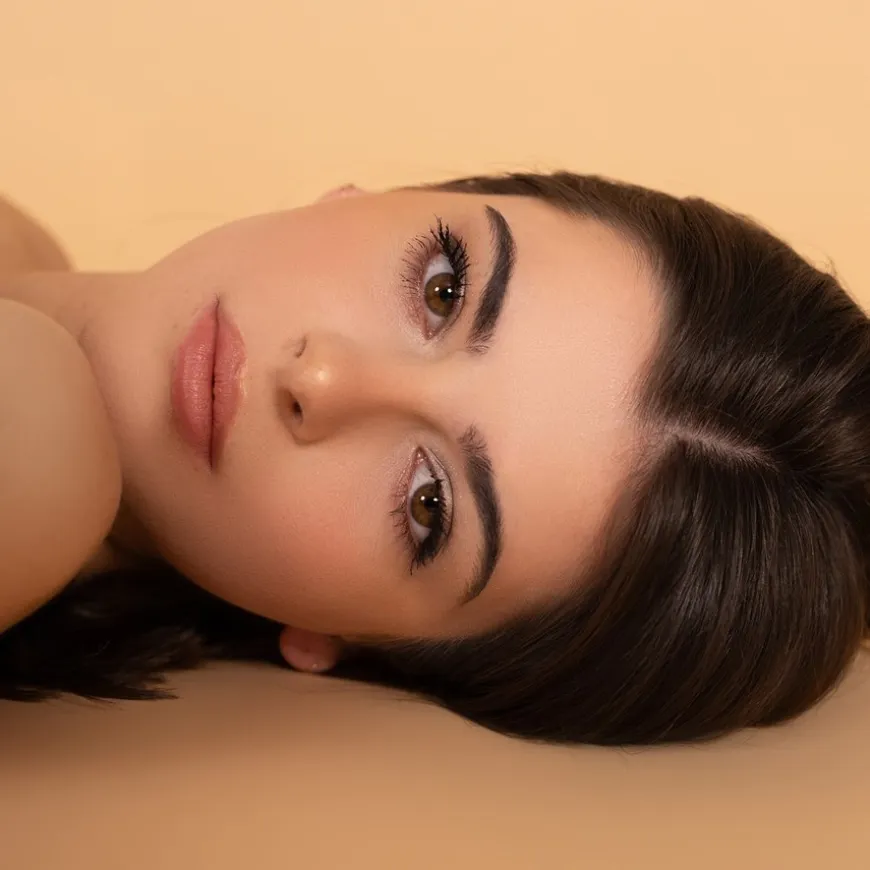 Bronze Goddess Highlighting Powder Gelee