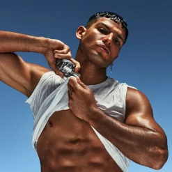 Eau de Toilette Spray, Tattoo