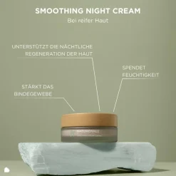 Gladstrijkende nachtcrème