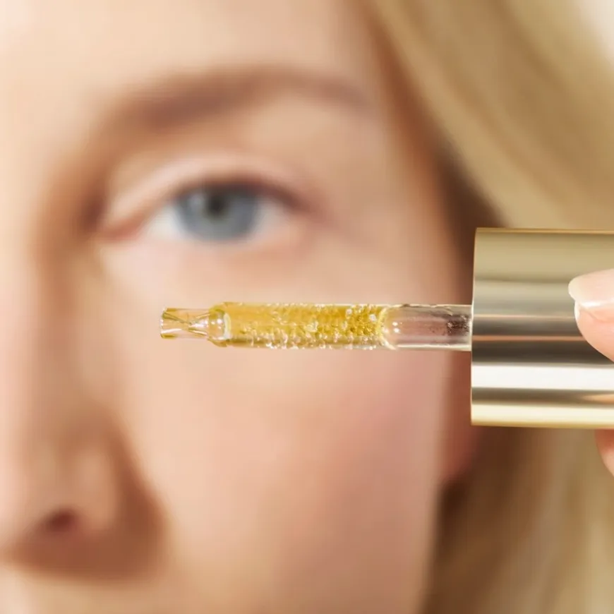 Het universele leeftijdsverbeterende oogconcentraat