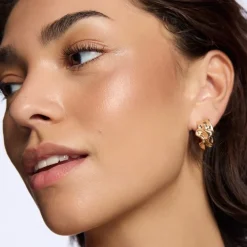 Holiday Skin 4 in 1 Luminizer