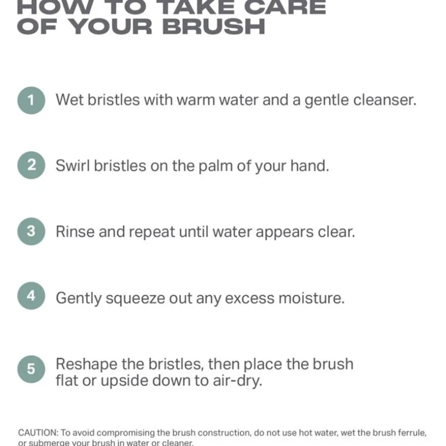 M105 Large Domed Foundation & Body Brush