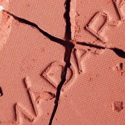 MAGNETIC BLUSH Mineral Cheek Blusher