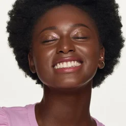 MULTICHROME FLAKES Eyeshadow Topper