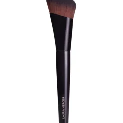 Real Flawless Foundation Brush