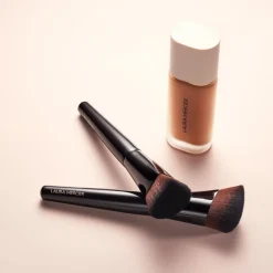 Real Flawless Foundation Brush