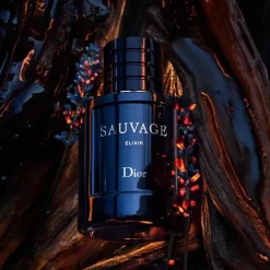 Sauvage Elixir, Elixir - kruidige, frisse en houtachtige noten