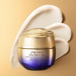 Uplifting and Firming Advanced Day Cream SPF 30