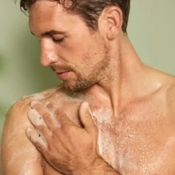 Voor mannen Active Fresh 3in1 Douchegel, Revitaliseert met een verfrissende, pittige en mannelijke geur