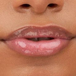 What The Fake! EXTREME PLUMPING LIP FILLER