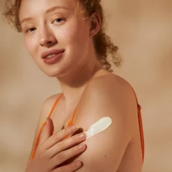 ZONNENCRÈME SPF30, - voor de zongevoelige huid